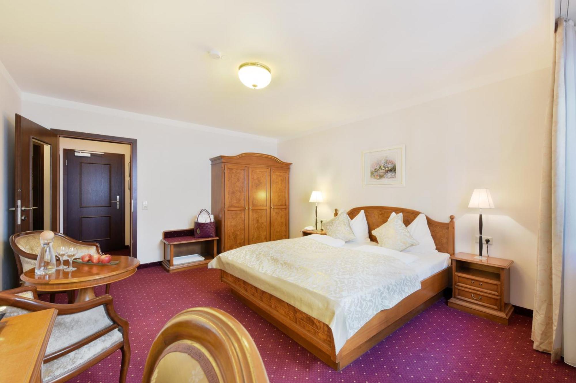 Business Single Room